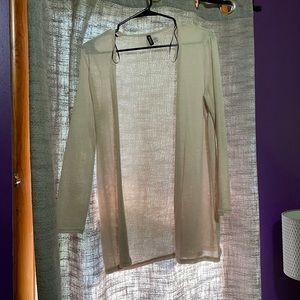 Size M divided H&M sweater